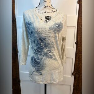 Lucky Tees Floral Top Women’s Size Large Blue 100% Cotton Short Sleeve Shirt